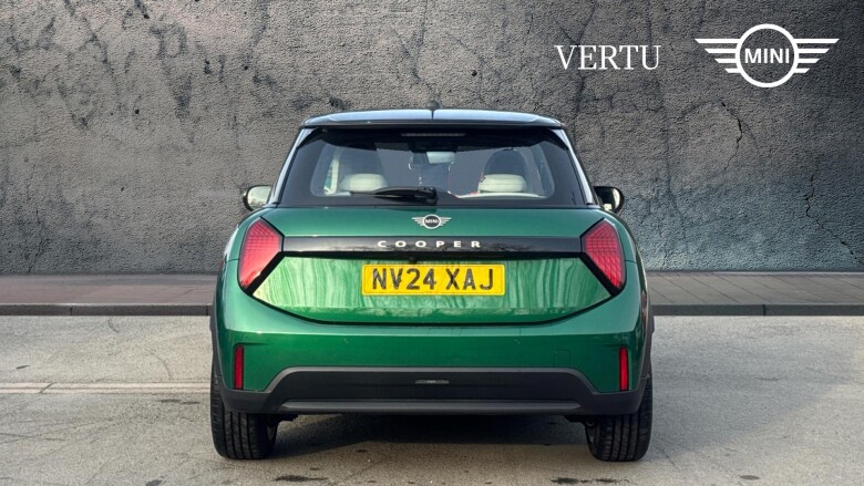 MINI Cooper 1.5 C Exclusive 3dr Auto Petrol Hatchback